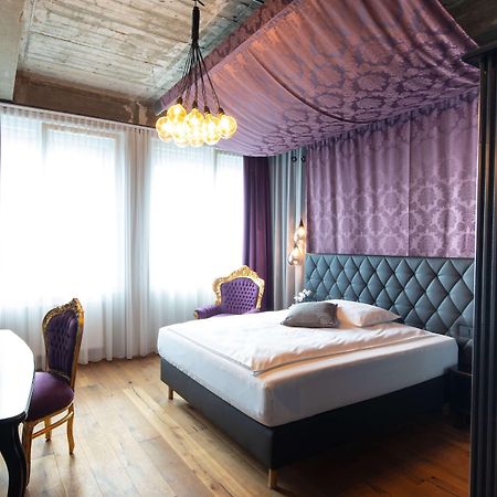Loftstyle Hotel Eningen; Sure Hotel Collection By BW Eningen unter Achalm Dış mekan fotoğraf