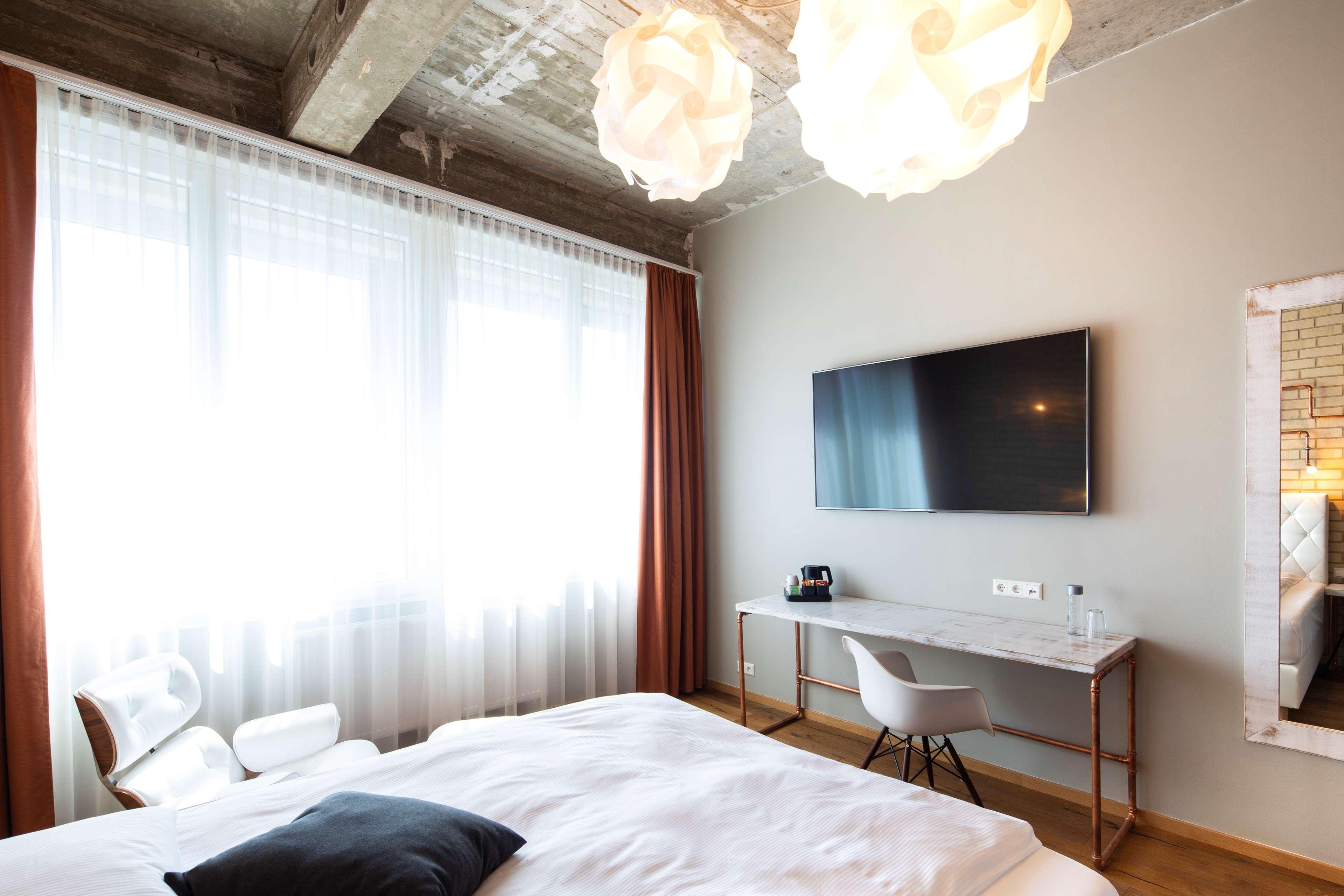 Loftstyle Hotel Eningen; Sure Hotel Collection By BW Eningen unter Achalm Dış mekan fotoğraf