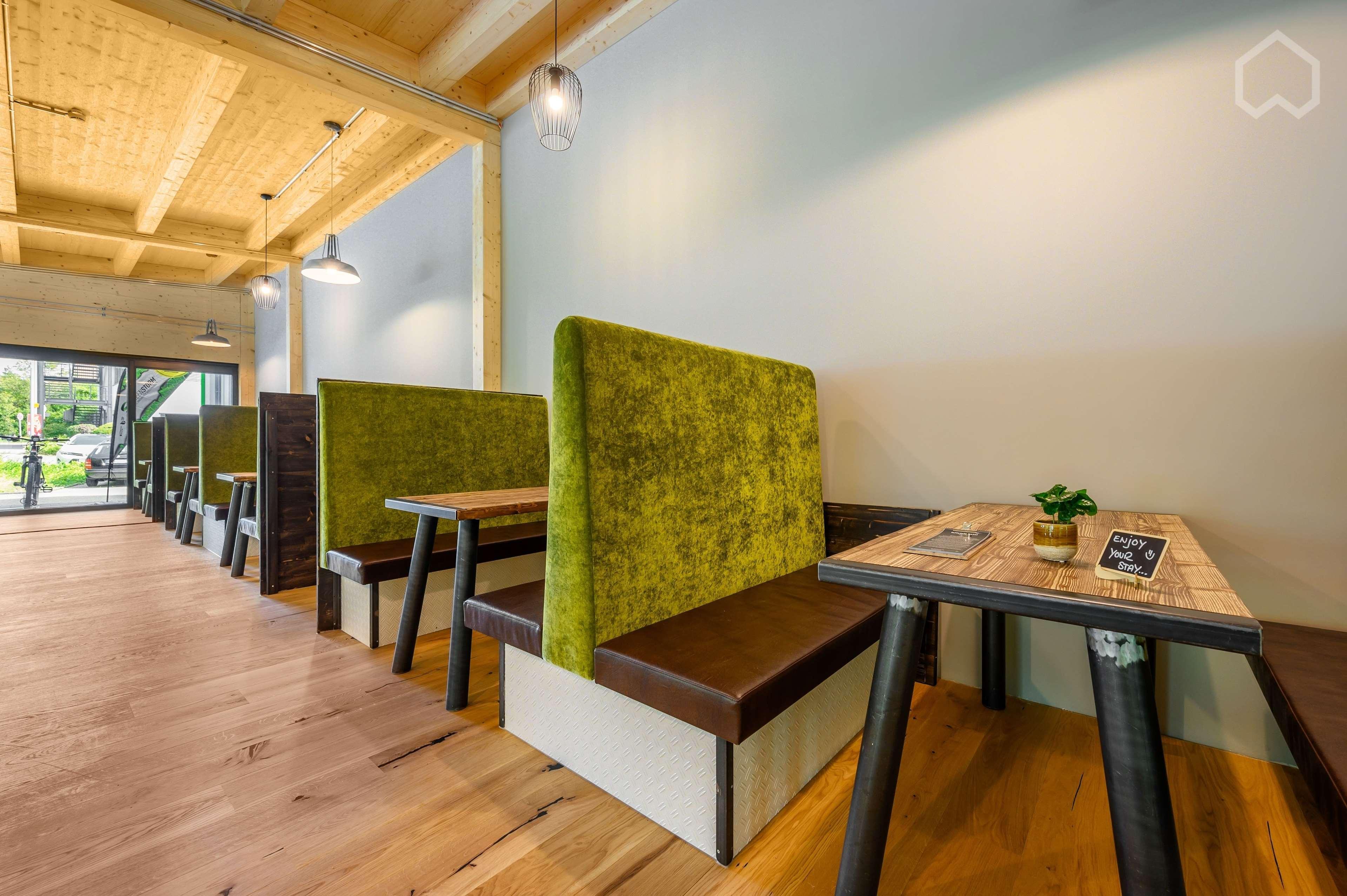Loftstyle Hotel Eningen; Sure Hotel Collection By BW Eningen unter Achalm Dış mekan fotoğraf